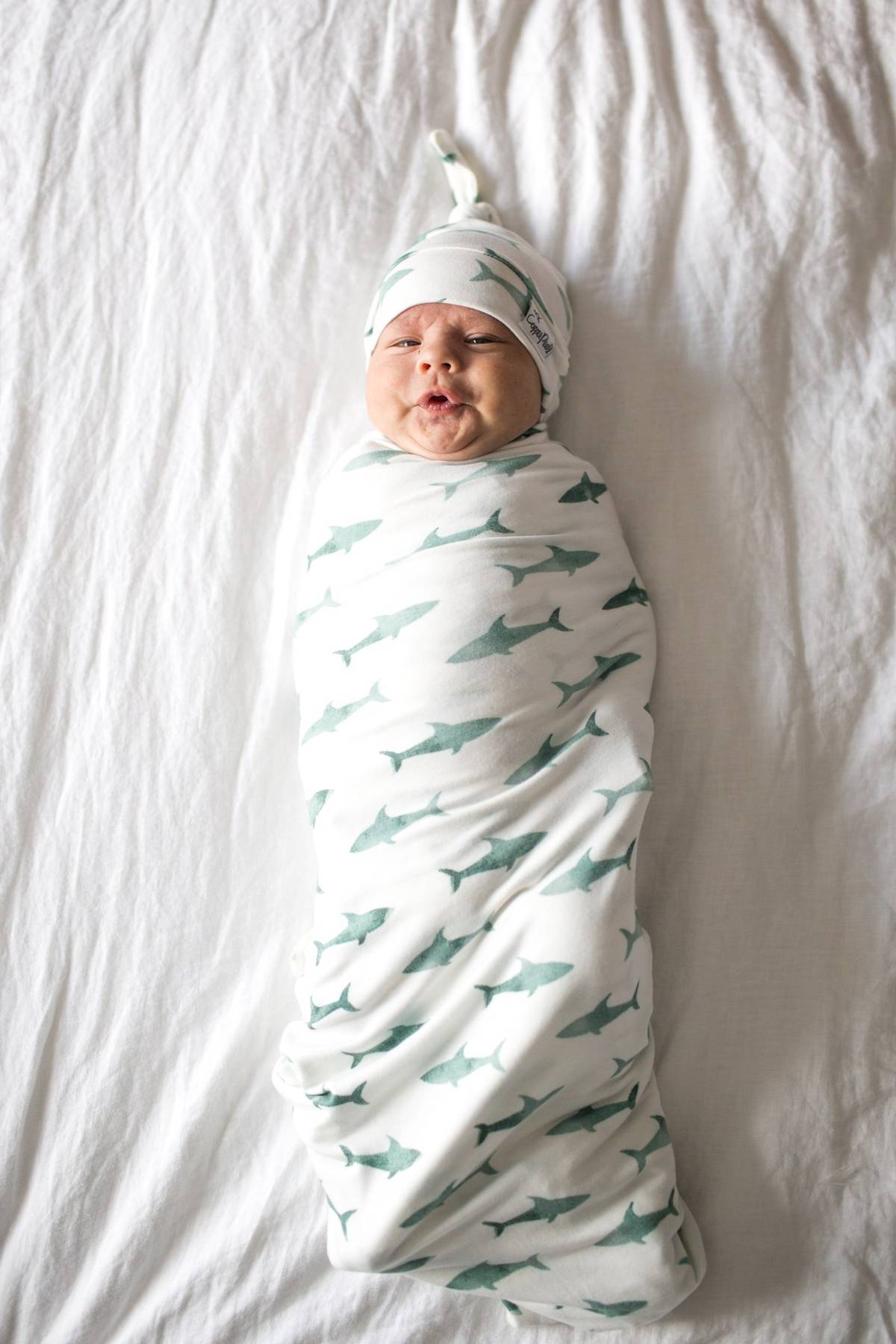Pacific Top Knot Hat 0-4mo