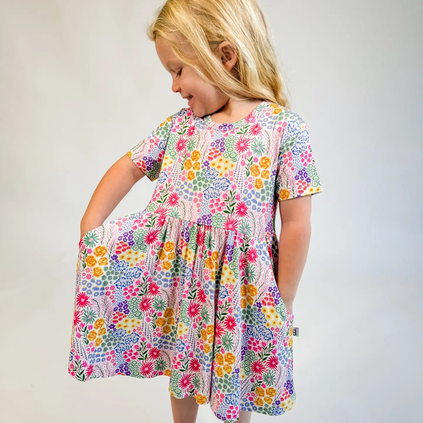 Flower Fields Short Sleeve Pocket Dress