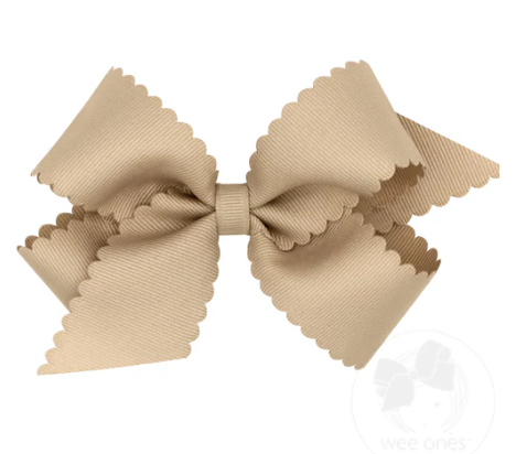 Medium Oatmeal Scalloped Bow