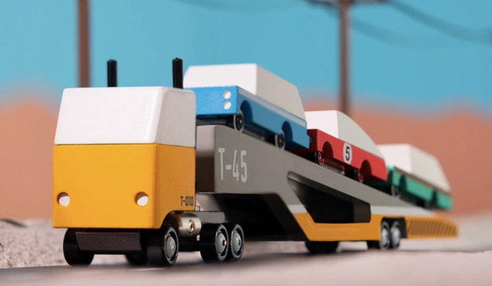 Candy Lab Magnetic Car Transporter