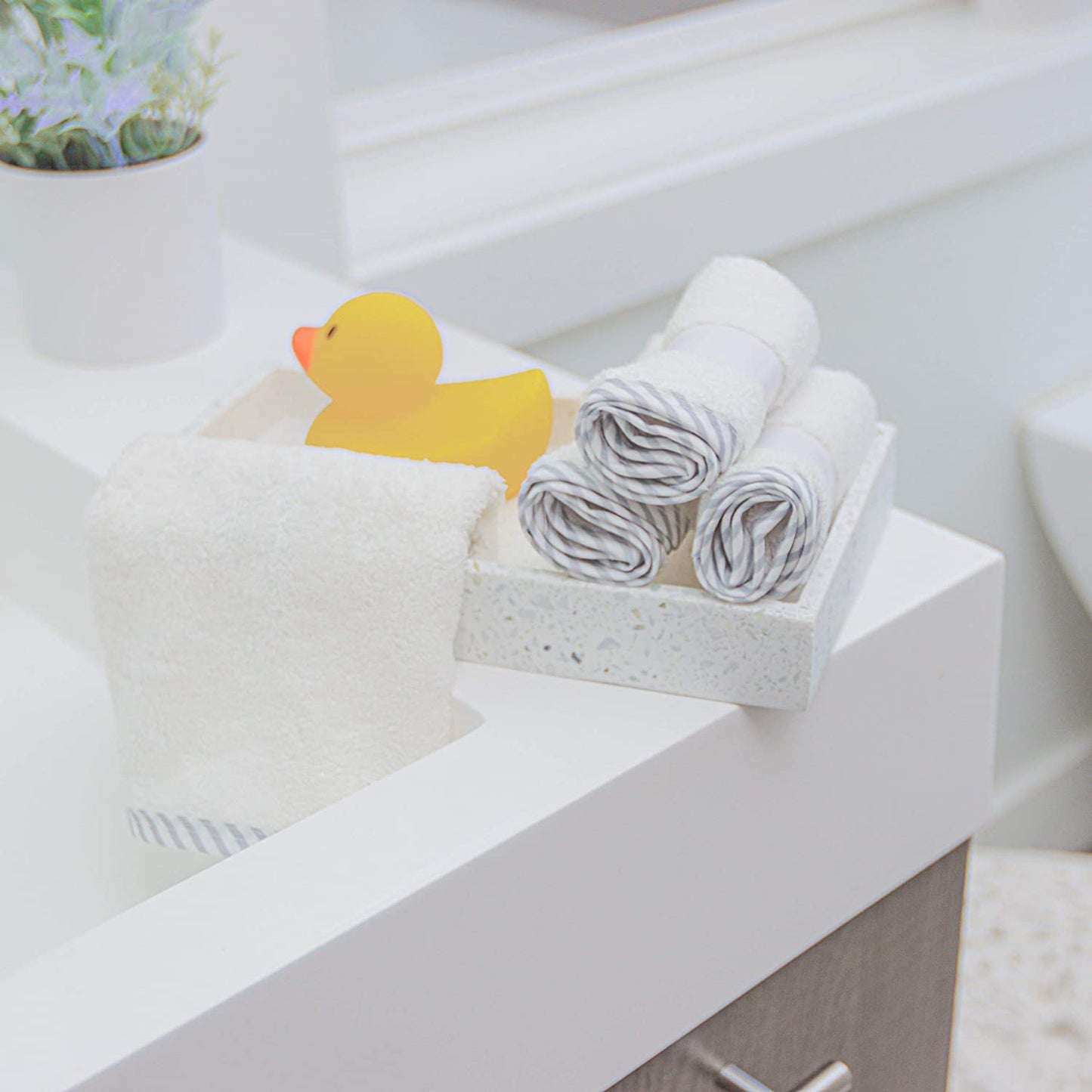 Organic Bamboo Baby Washcloths by Comfy Cubs: White Trim